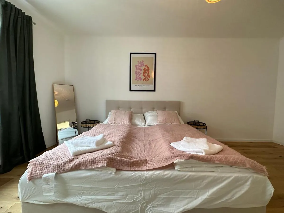 Feelhome-Kutschkermarkt-6 Gaste-Wifi-Smart Tv Vienna 0*,  Austria